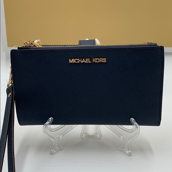 MICHAEL KORS LG DOUBLE ZIP WRISTLET NAVY - Picture 1 of 16